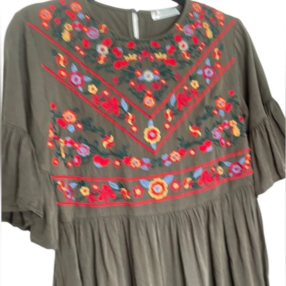 Kirundo Boho Green Embellished Mini Dress with Flutter Sleeves Soft Viscose - Picture 2 of 9